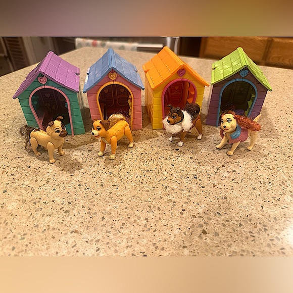 2001 POLLY POCKET “HAPPENIN PET PALS” FOLDING DOG HOUSE Lot Of 4 Dogs & Acces - Picture 1 of 16